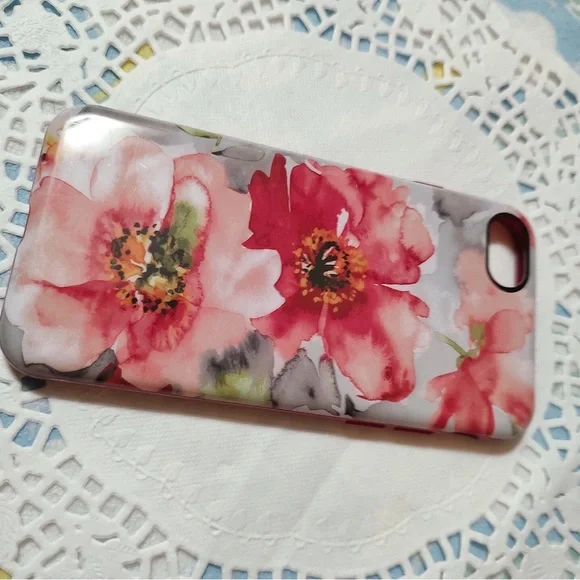 iPhone 8 Case Floral Design - Picture 8 of 10